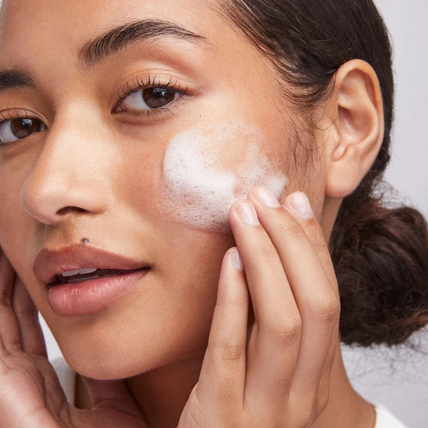 COLORESCIENCE – LIMPIADOR FACIAL DE UN SOLO PASO